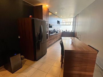 Venta departamento en Lo Alto de tres recámaras y family