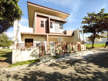 Brand New 2-Storey House and Lot in Grand Parkplace Village Imus Cavite