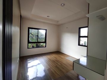 Brand New 2-Storey House and Lot in Grand Parkplace Village Imus Cavite