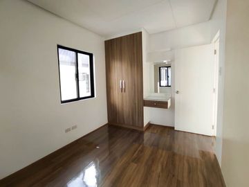 Brand New 2-Storey House and Lot in Grand Parkplace Village Imus Cavite