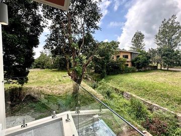 5 Bedrooms Newly built Modern House for sale in Tagaytay
