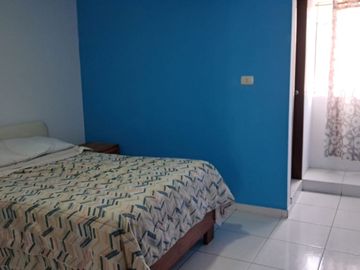 SE VENDE LINDO DEPARTAMENTO DUPLEX EN 2do y 3er piso - HUANCHACO (MPELAEZ)