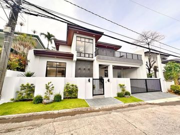 Brand new 4 bedrooms Modern House for sale in Bf Homes