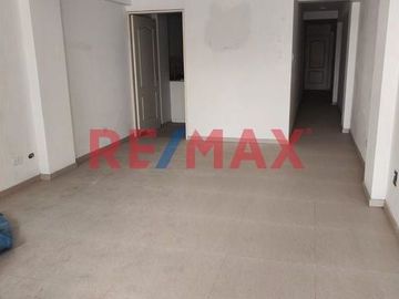 Venta De Departamento En Estreno En Comas