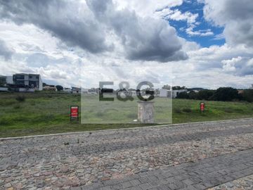 ¡Inversionistas y Desarrolladores: Oportunidad Única en Haras del Bosque, Clúster Lago Sur!