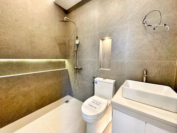 Brand new Modern exquisite House with Elevator For sale in Bf Homes