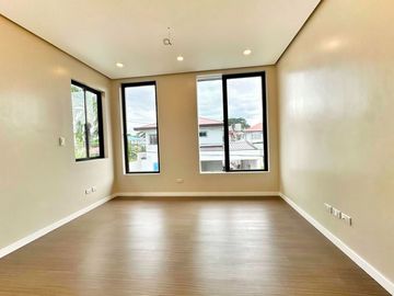 Brand new Modern exquisite House with Elevator For sale in Bf Homes