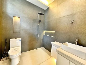 Brand new Modern exquisite House with Elevator For sale in Bf Homes