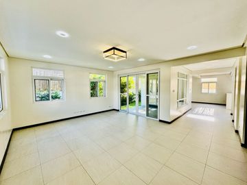 Modern  Zen Design Single attached For sale in BF Homes