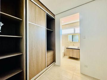 Modern  Zen Design Single attached For sale in BF Homes