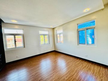 Modern  Zen Design Single attached For sale in BF Homes