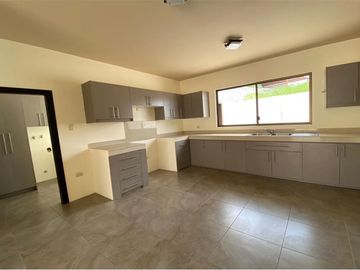 casa de venta en urbanización manta