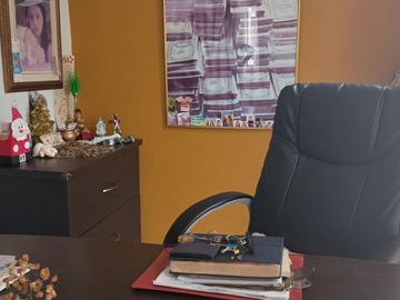 Se vende casa en el barrio Santa Monica