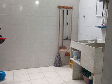 Se vende casa en el barrio Santa Monica