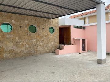 casa de alquiler en manta barbasquillo