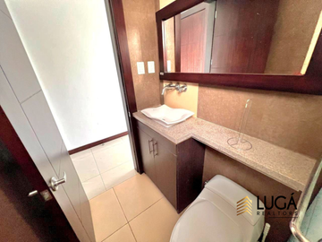 Departamento 3 dormitorios frente al mar y con generador eléctrico propio en Venta sector Barbasquillo, Manta, Ecuador