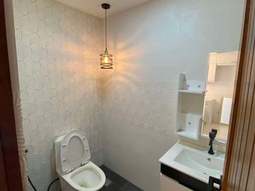FOR SALE STUNNING MODERN 3 STOREY HOUSE IN SILANG CAVITE