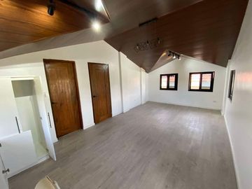 FOR SALE STUNNING MODERN 3 STOREY HOUSE IN SILANG CAVITE