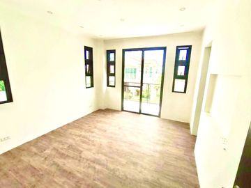 FOR SALE FURNISHED ELEGANT MODERN 3 STOREY HOUSE IN CAVITE