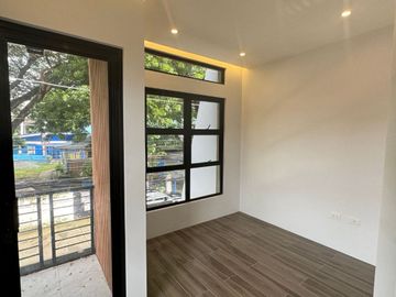 FOR SALE AMAZING MODERN 2 STOREY DUPLEX HOUSE IN LAGUNA