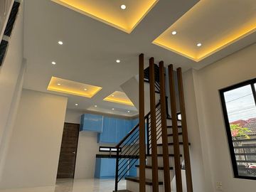 FOR SALE AMAZING MODERN 2 STOREY DUPLEX HOUSE IN LAGUNA