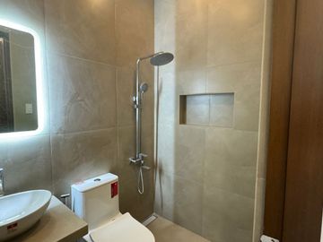 FOR SALE AMAZING MODERN 2 STOREY DUPLEX HOUSE IN LAGUNA