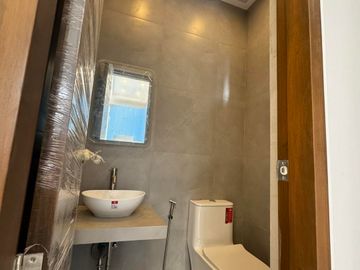 FOR SALE AMAZING MODERN 2 STOREY DUPLEX HOUSE IN LAGUNA