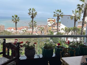 DEPARTAMENTO CON VISTA AL MAR EN MAGDALENA LIMITE CON SAN ISIDRO