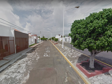 CASA EN VENTA EN IRAPUATO LOMAS DEL PEDREGAL