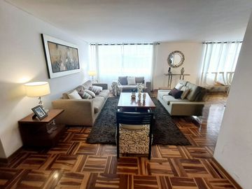 Vendo Amplio Y Hermoso Dpto En Magdalena, Limite Con San Isidro!