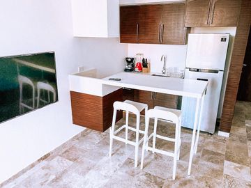 Estudio/ Departamento a pocas cuadras del mar y 5 avenida