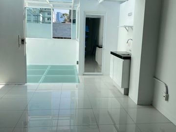 Venta de edificio de oficinas impecable: 929m2 constr. 4 niveles, elevador. Col. Roma Norte