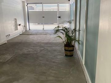 Venta de edificio de oficinas impecable: 929m2 constr. 4 niveles, elevador. Col. Roma Norte