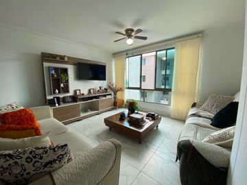 Apartamento en venta, sector San Vicente