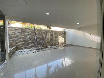 Espectacular casa en venta, Sector La Castellana