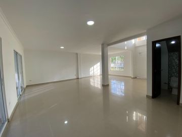 Espectacular casa en venta, Sector La Castellana