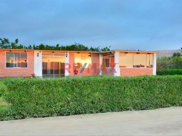 Venta De Hermosa Casa De Campo Asia