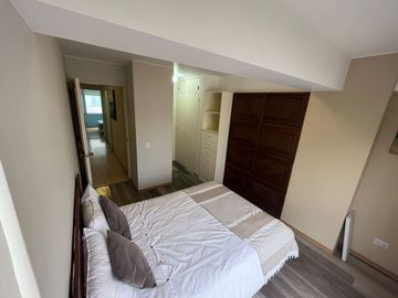 MAGDALENA LIMITE CON SAN ISIDRO ALQUILER DE AMPLIO Y COMODO DEPARTAMENTO DE 92 M2 TOTALMENTE AMOBLADO Y EQUIPADO MUY BIEN UBICADO EN LA RECTA DEL COUN