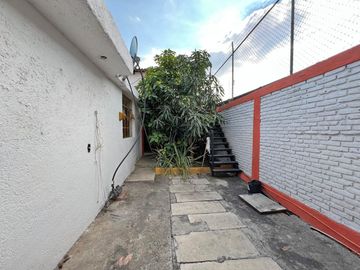 CASA EN VENTA DE UNA PLANTA SALIDA A SALAMANCA, FRACC. AMPLIACIÓN LA SOLEDAD, A LA ALTURA DE SERVIACERO
