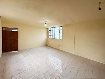 CASA EN VENTA DE UNA PLANTA SALIDA A SALAMANCA, FRACC. AMPLIACIÓN LA SOLEDAD, A LA ALTURA DE SERVIACERO