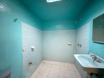 CASA EN VENTA DE UNA PLANTA SALIDA A SALAMANCA, FRACC. AMPLIACIÓN LA SOLEDAD, A LA ALTURA DE SERVIACERO