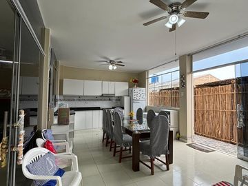 CASA DE PLAYA EN VENTA CERRILLOS II CAMANA