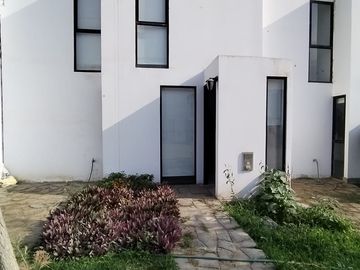 VENTA DE CASA EN EXCLUSIVO CONDOMINIO LA ARBOLEDA DE SANTAMARIA HUAURA NORTE CHICO
