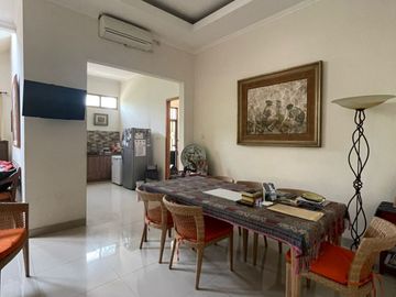 Dijual Rumah Siap Huni di Bintaro Sektor 9, lokasi Strategis