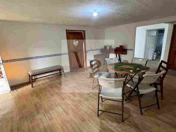 Venta de casa con escritura circuito Avandaro