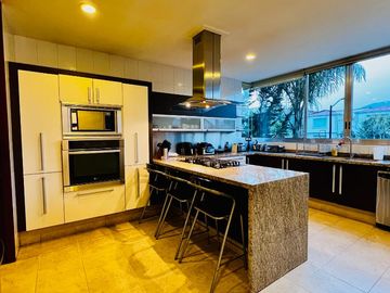 Casa en venta en Lomas country Club con areas comunes