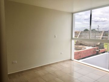 Amplia y moderna Casa en Privada Juquila, en Cuautlancingo, Puebla