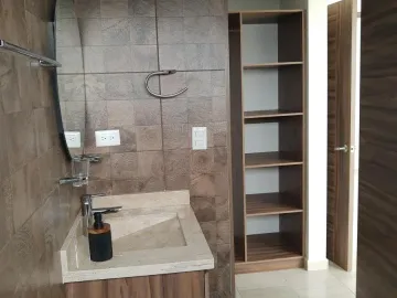 Amplia y moderna Casa en Privada Juquila, en Cuautlancingo, Puebla