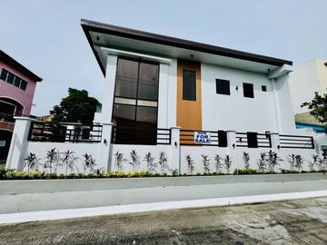 Brand New Stylish Corner House and Lot for Sale Multinational Village Parañaque City