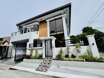 Brand New Stylish Corner House and Lot for Sale Multinational Village Parañaque City